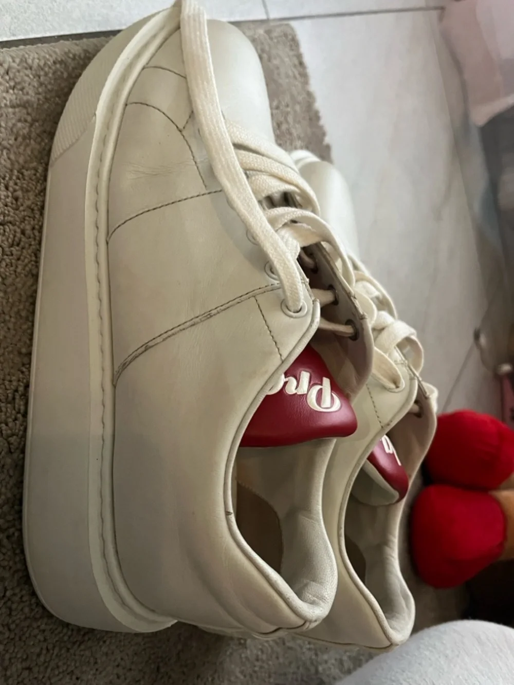 Prada women’s sneakers 8’5 size - Picture 4 of 6